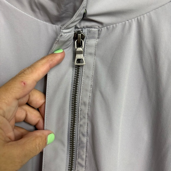 Fabletics Giana Weather Resistant Removable Hoodie Jacket Raincoat Women’s Gray - Picture 8 of 11